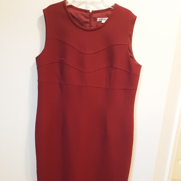 Cleo Sleeveless Dress - Picture 1 of 3